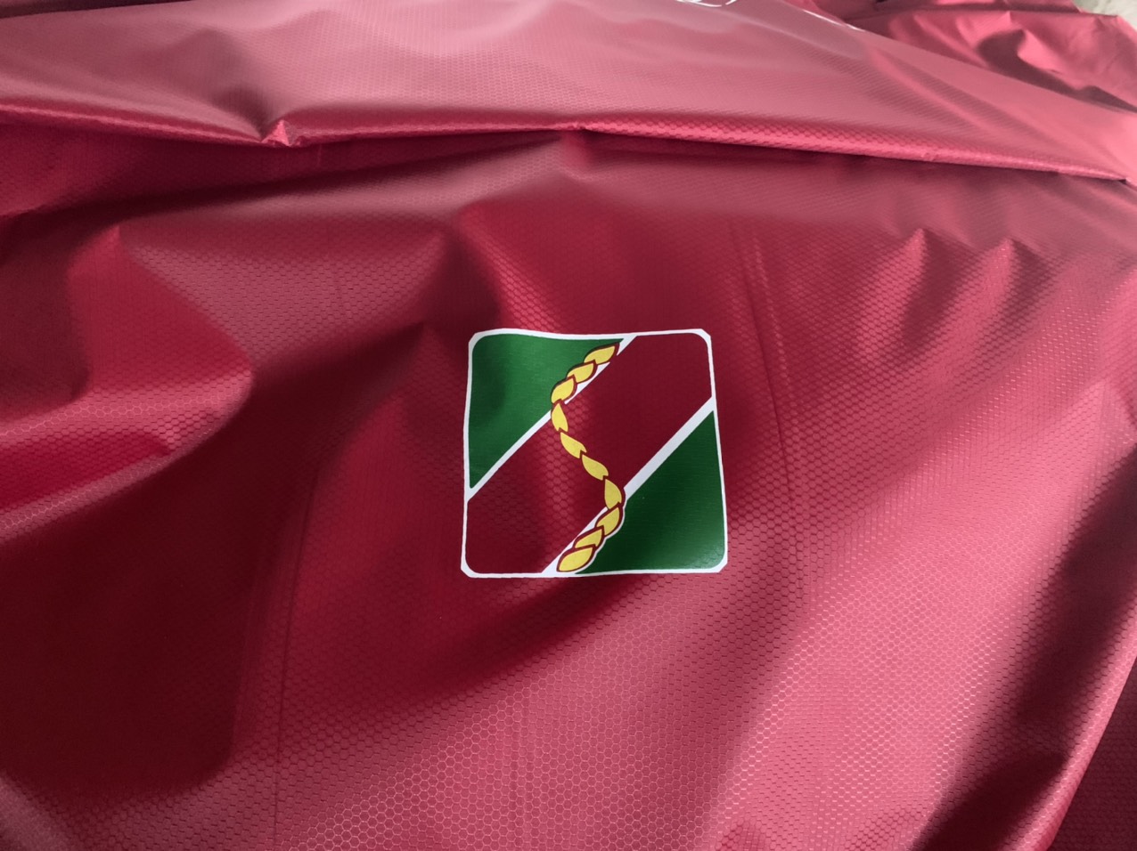 In áo mưa: Các công nghệ in phổ biến & quy trình sản xuất chi tiết tại công ty áo mưa SKY